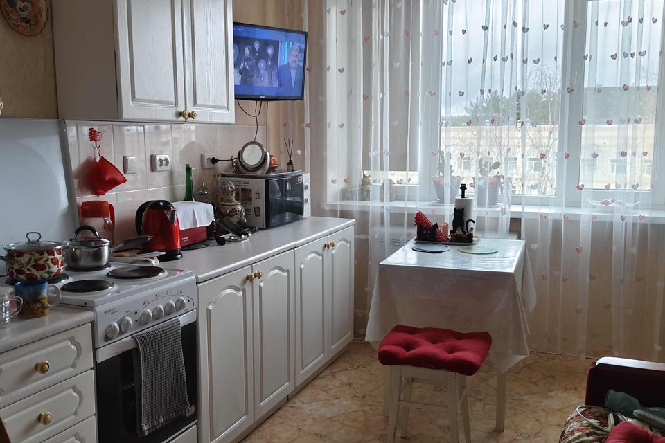 Продаётся 1-комнатная квартира, 37 м²