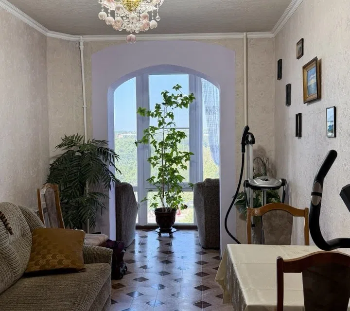 Продаётся 3-комнатная квартира, 62.4 м²