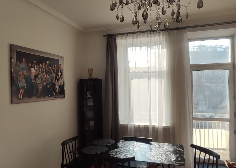 Продаётся 4-комнатная квартира, 89.8 м²