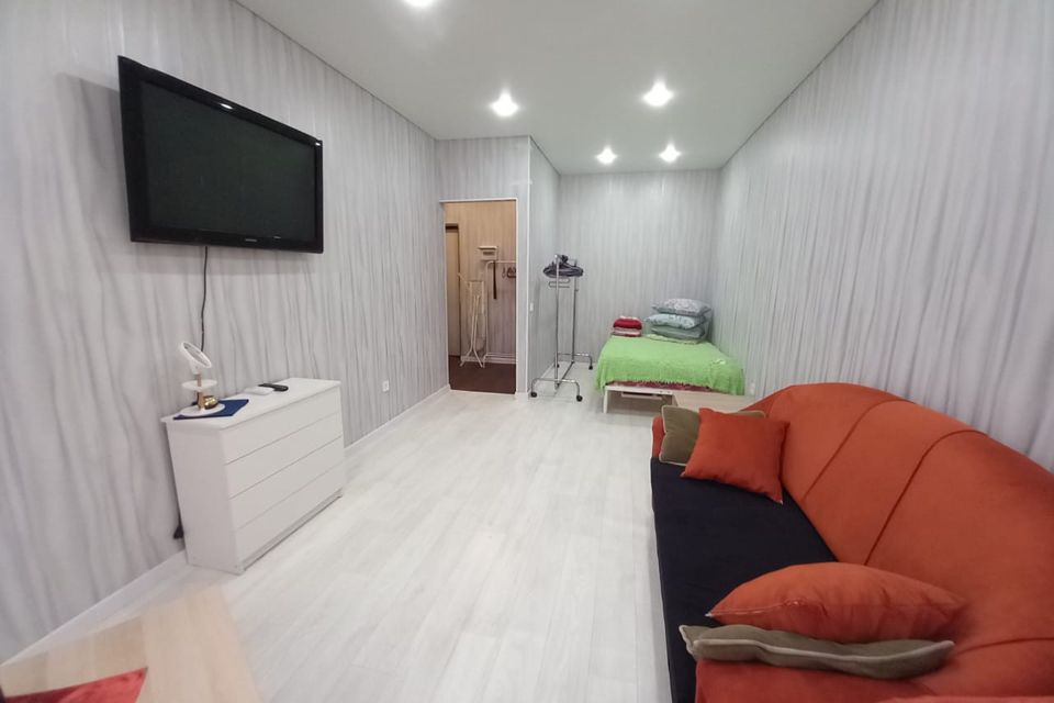 Сдаётся 1-комнатная квартира, 42 м²