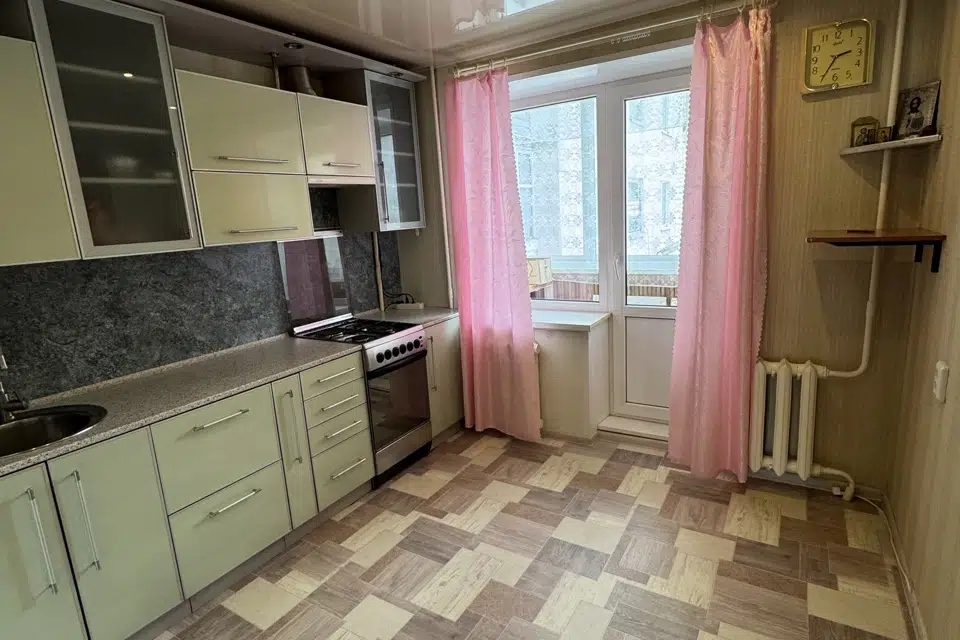 Продаётся 2-комнатная квартира, 49.2 м²