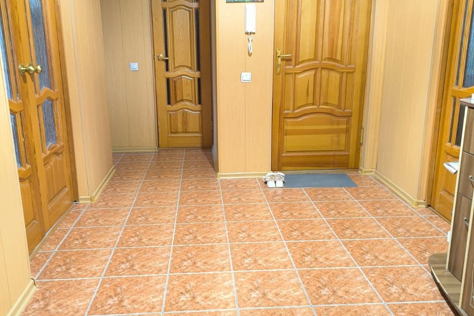 Продаётся 4-комнатная квартира, 76.7 м²