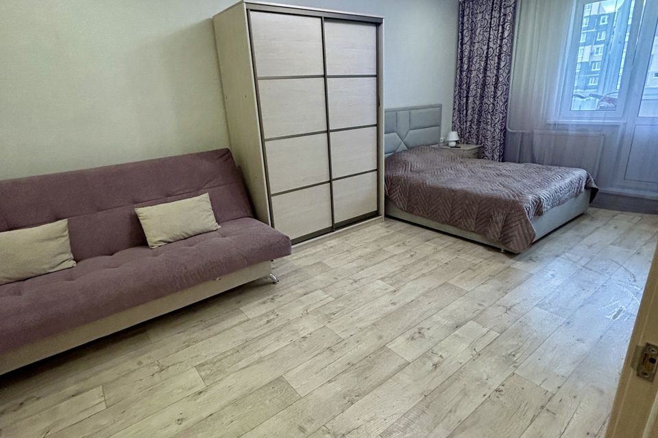 Продаётся 2-комнатная квартира, 56.5 м²