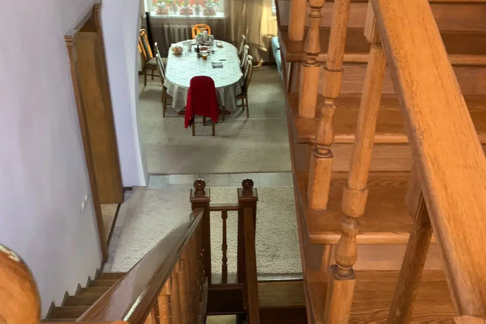 Продаётся 4-этажный дом, 390 м²