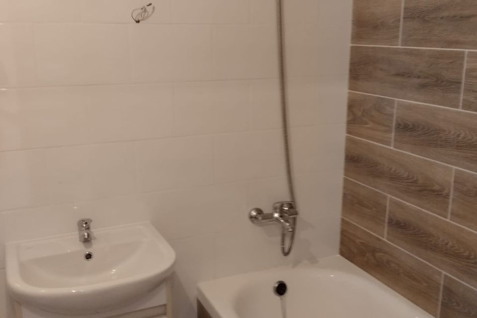 Продаётся 2-комнатная квартира, 55 м²