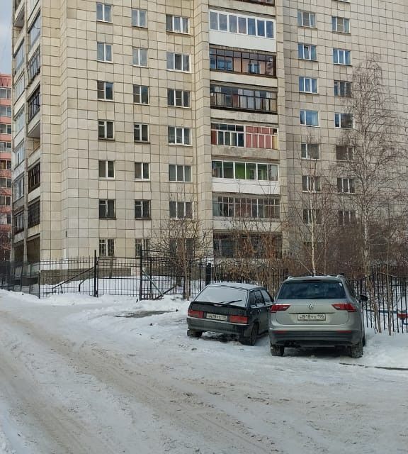 Продаётся 4-комнатная квартира, 73.9 м²