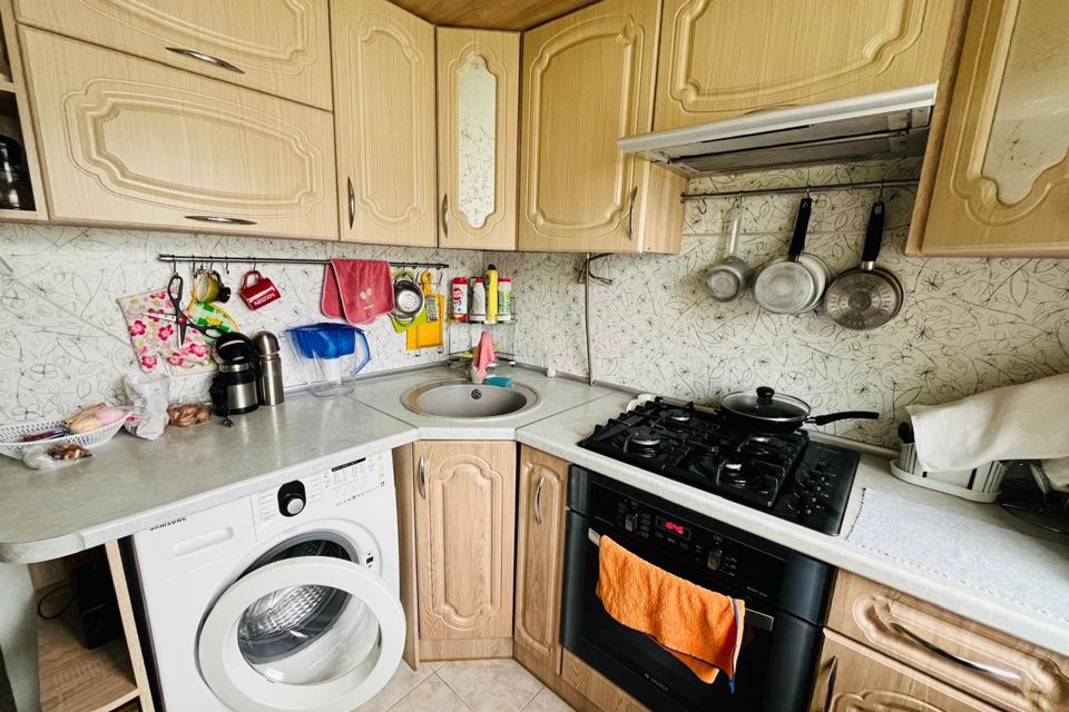 Продаётся 3-комнатная квартира, 58 м²