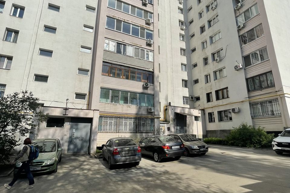 Продаётся 3-комнатная квартира, 60.3 м²
