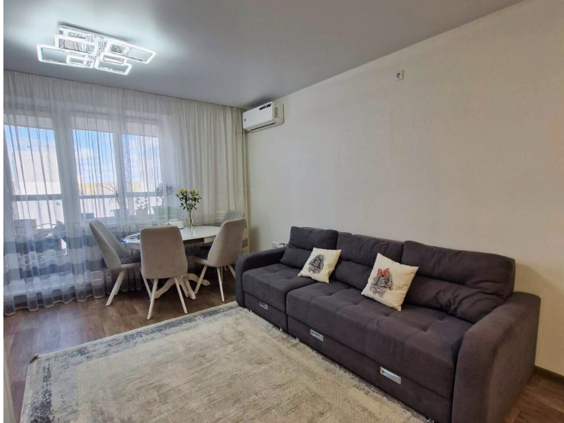 Продаётся 2-комнатная квартира, 63.4 м²