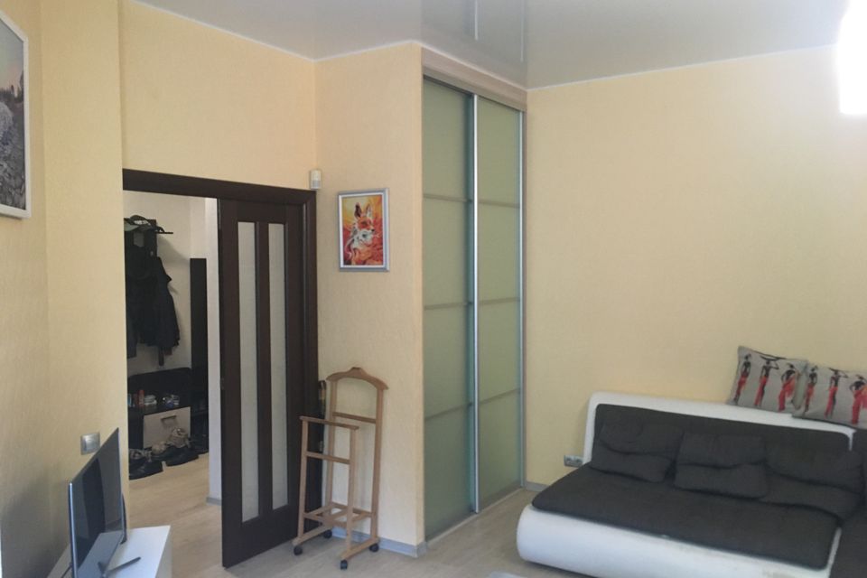 Продаётся 2-комнатная квартира, 56.9 м²