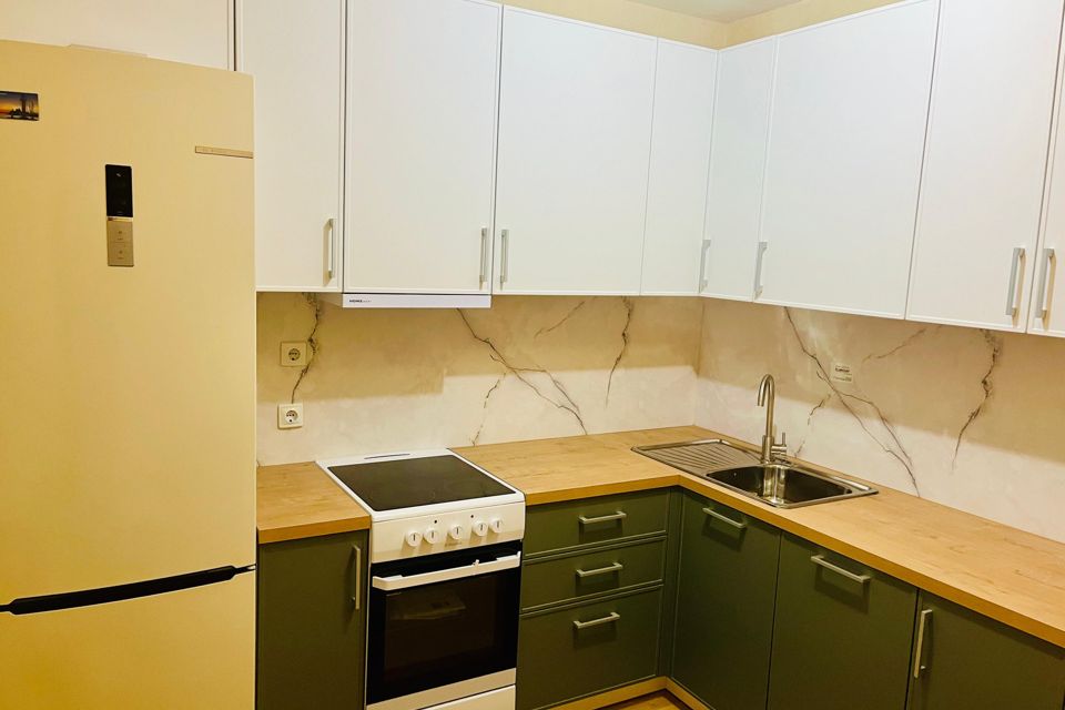 Продаётся 1-комнатная квартира, 37 м²