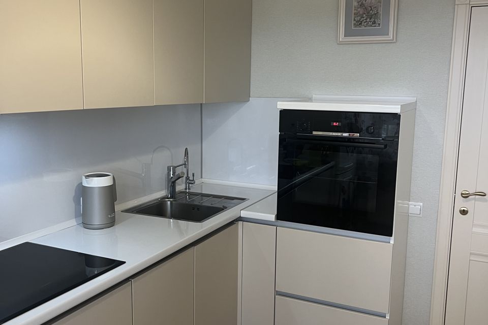 Продаётся 2-комнатная квартира, 58.3 м²