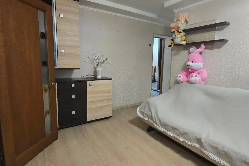 Продаётся 3-комнатная квартира, 58 м²