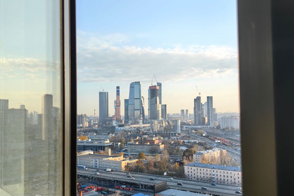 Продаётся 3-комнатная квартира, 103.5 м²