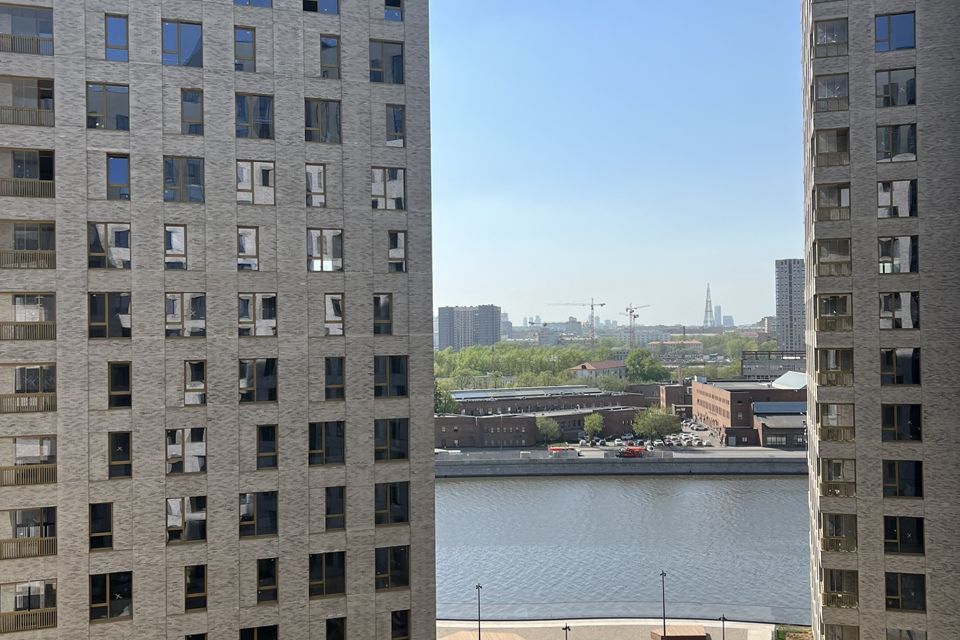 Продаётся 4-комнатная квартира, 139.2 м²
