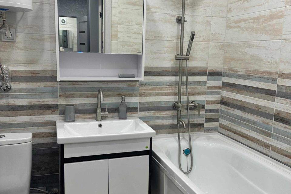 Продаётся 2-комнатная квартира, 66.5 м²