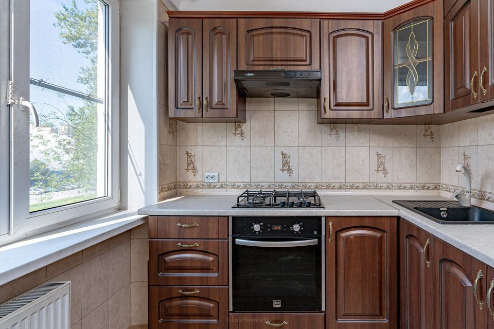 Продаётся 3-комнатная квартира, 56.9 м²
