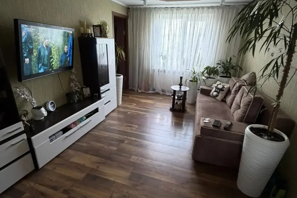 Продаётся 3-комнатная квартира, 56 м²