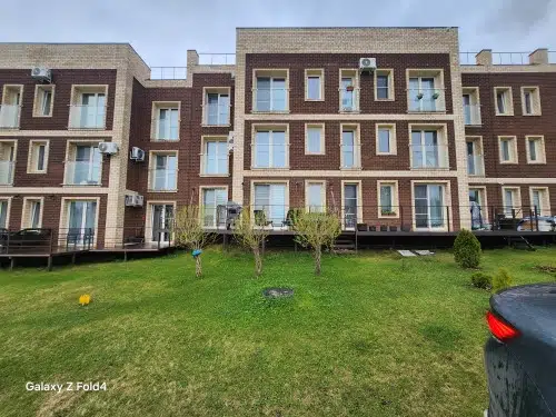 Продаётся 4-комнатная квартира, 98.6 м²