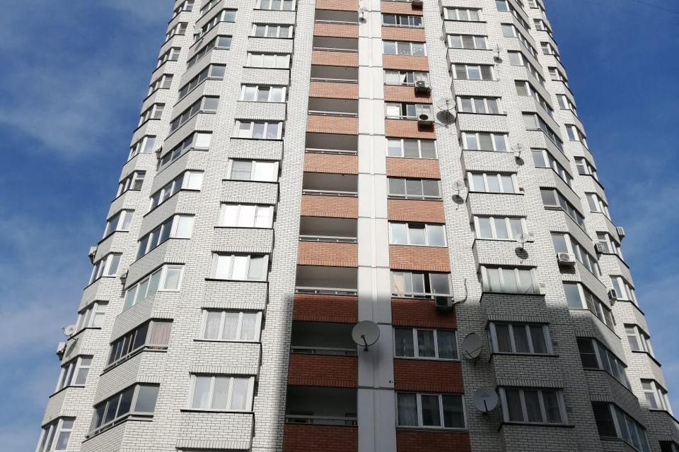 Продаётся 2-комнатная квартира, 63.8 м²