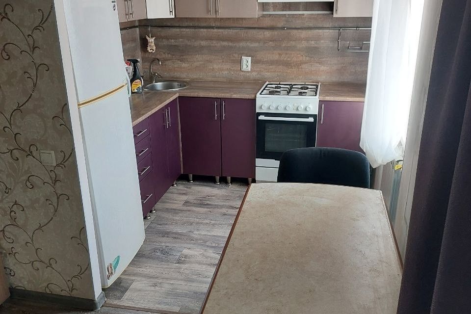 Продаётся 3-комнатная квартира, 56 м²