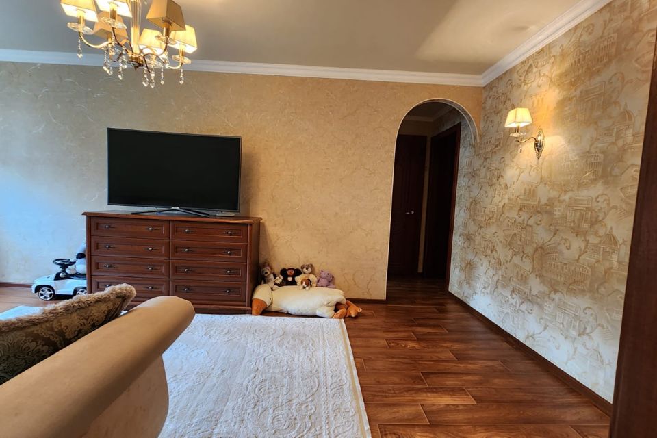 Продаётся 3-комнатная квартира, 60 м²