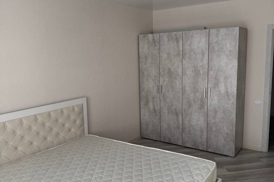 Сдаётся 2-комнатная квартира, 71 м²