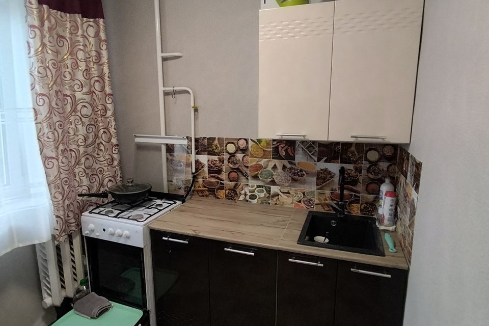 Продаётся 1-комнатная квартира, 32 м²