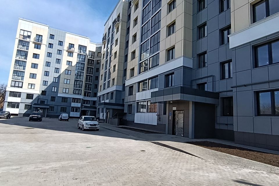 Продаётся 2-комнатная квартира, 75.1 м²