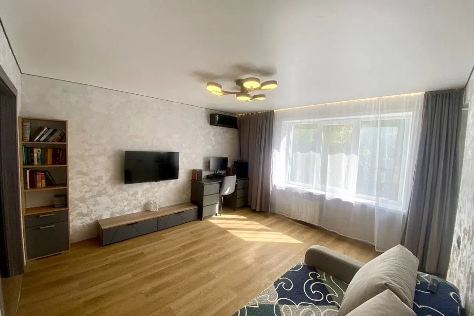 Продаётся 2-комнатная квартира, 50.8 м²