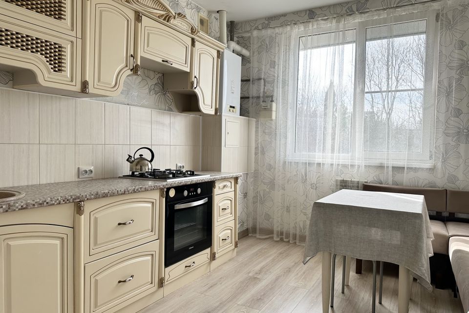 Сдаётся 1-комнатная квартира, 49 м²