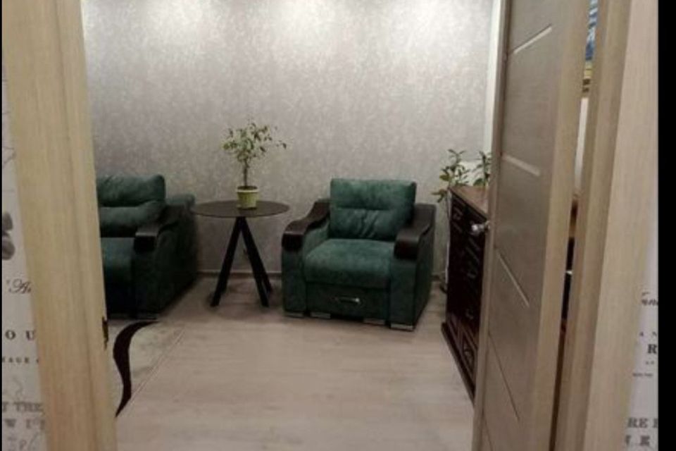 Продаётся 3-комнатная квартира, 82 м²