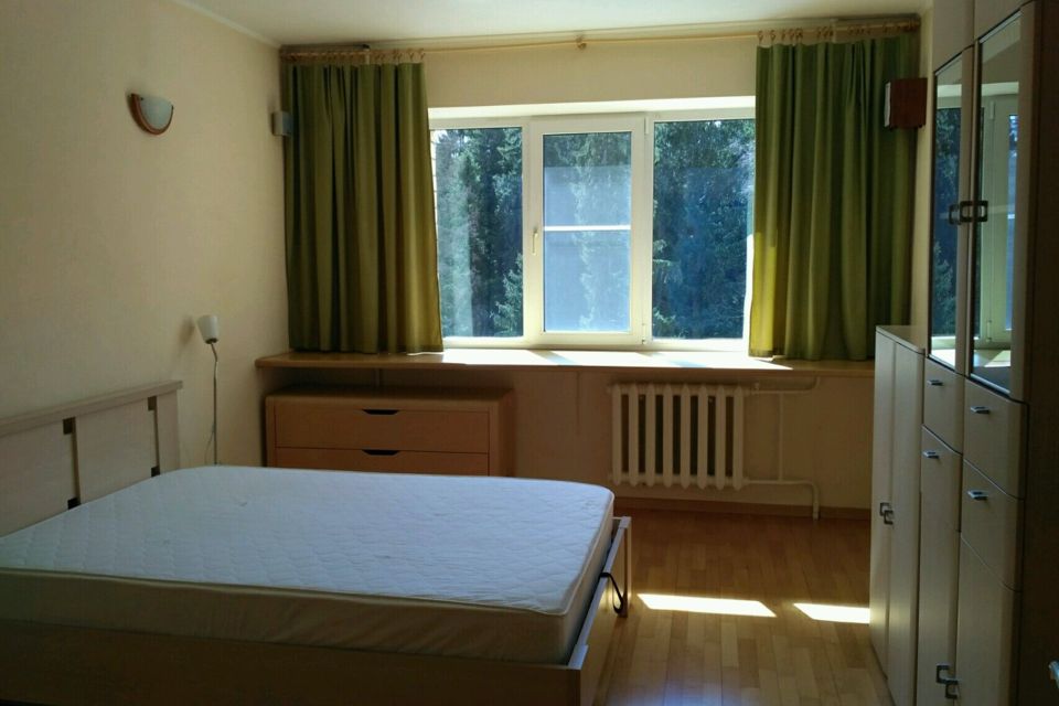 Продаётся 1-комнатная квартира, 42.1 м²