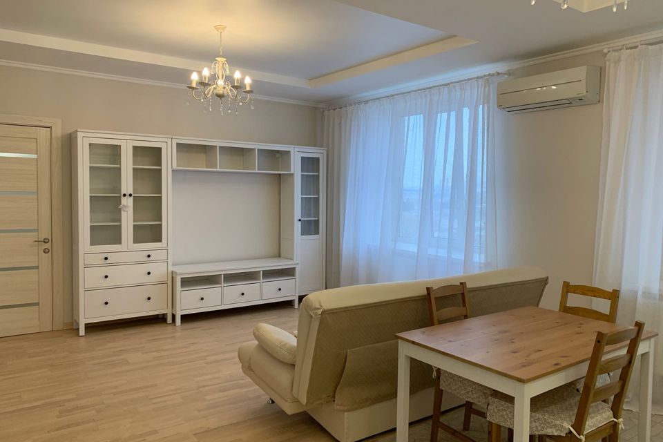 Продаётся 2-комнатная квартира, 71.5 м²