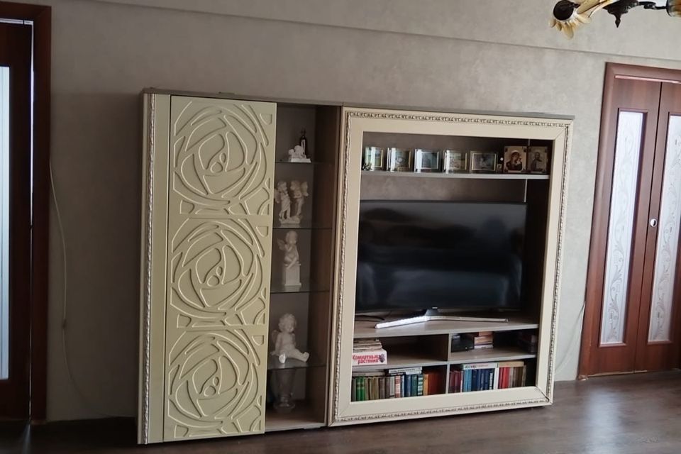 Продаётся 4-комнатная квартира, 58.6 м²