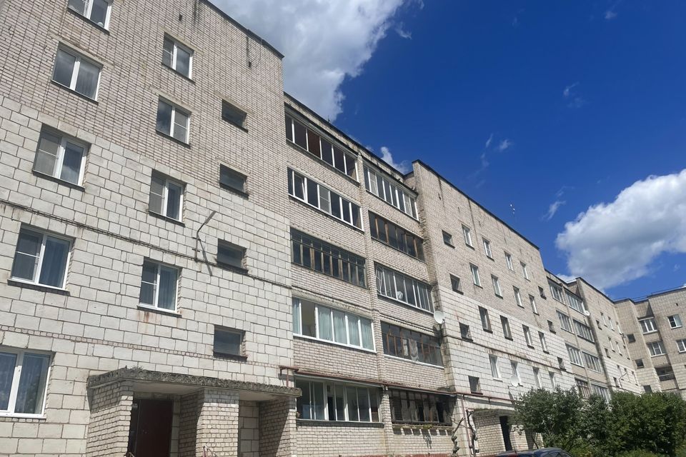 Продаётся 4-комнатная квартира, 80 м²
