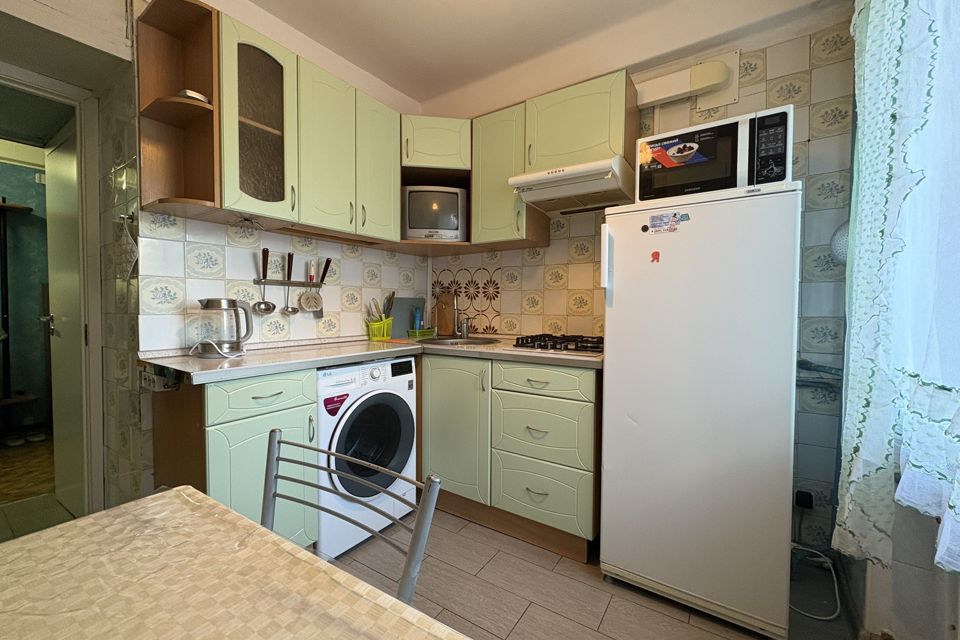 Сдаётся 3-комнатная квартира, 57.9 м²