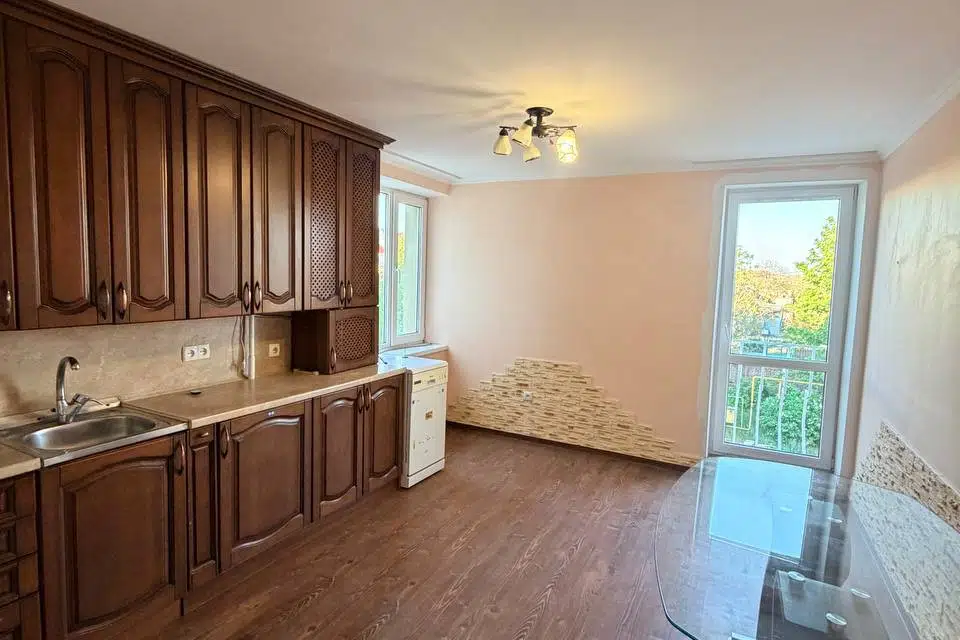 Продаётся 4-комнатная квартира, 120 м²
