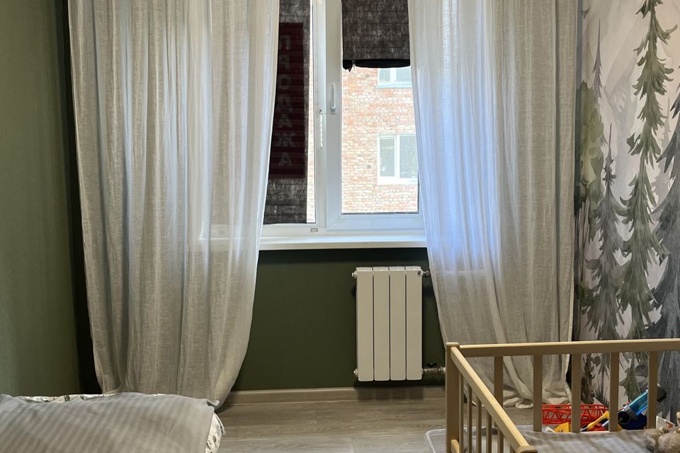 Продаётся 4-комнатная квартира, 59.3 м²
