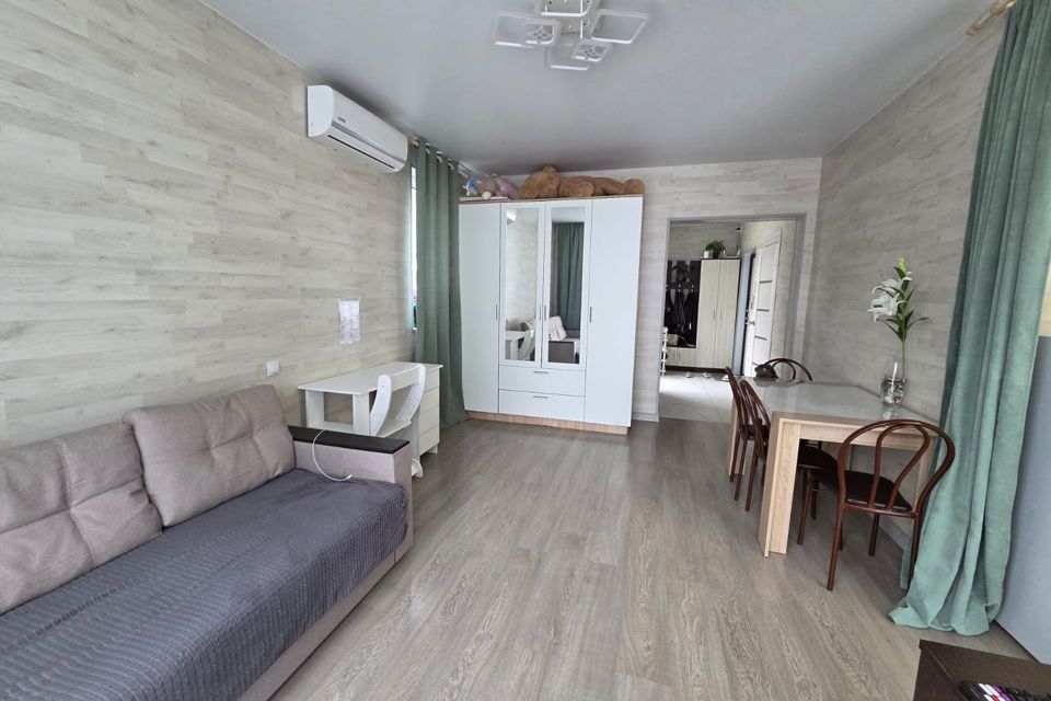 Продаётся 1-комнатная квартира, 38.2 м²
