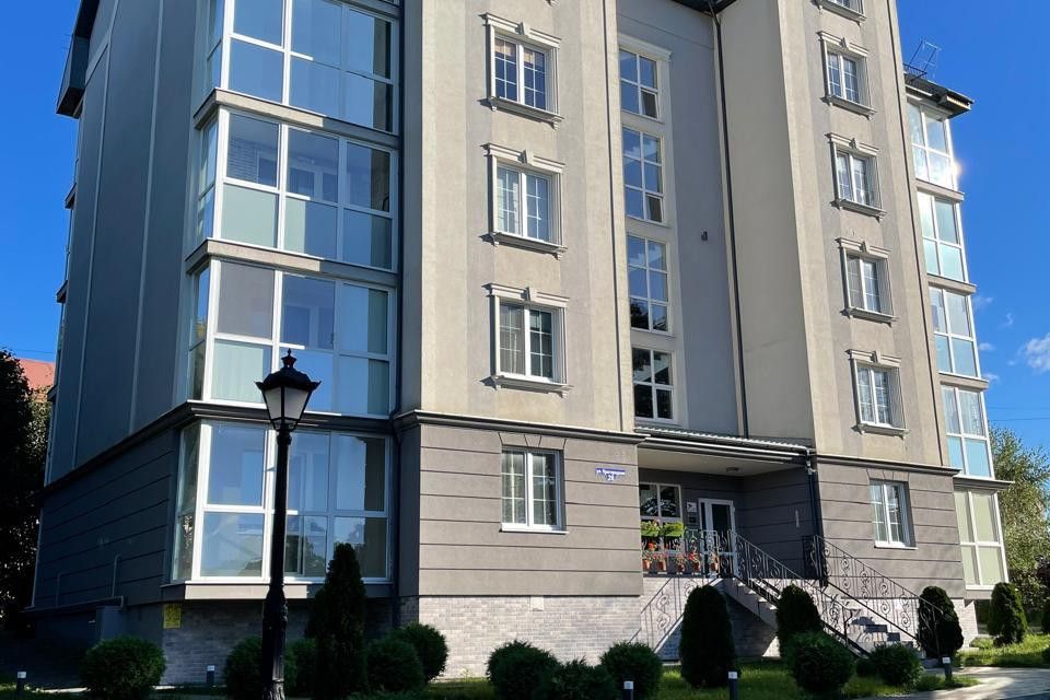 Продаётся 1-комнатная квартира, 43.6 м²