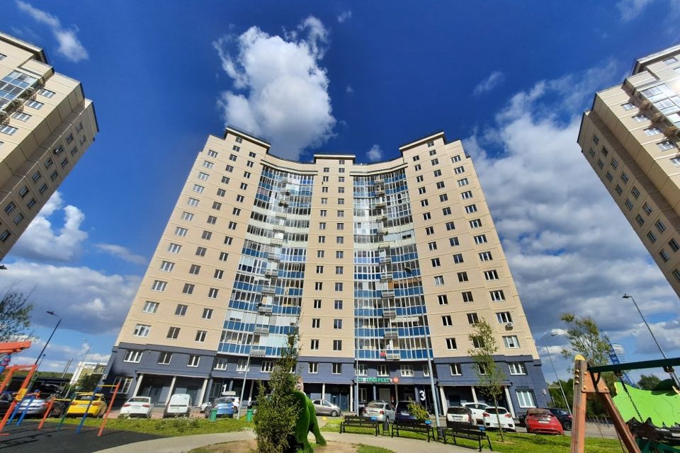 Продаётся 3-комнатная квартира, 76.8 м²