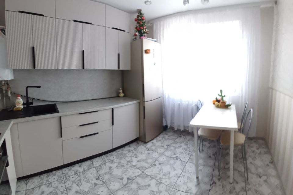 Продаётся 2-комнатная квартира, 53.6 м²