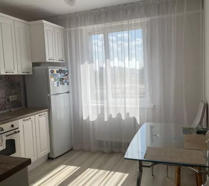 Сдаётся 2-комнатная квартира, 57 м²