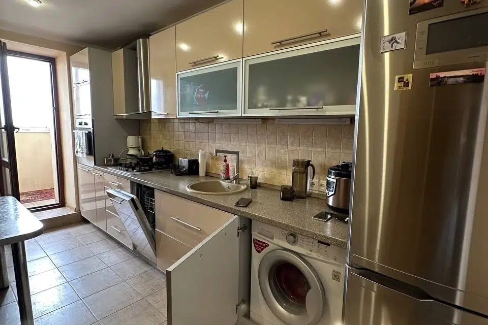 Продаётся 3-комнатная квартира, 69 м²