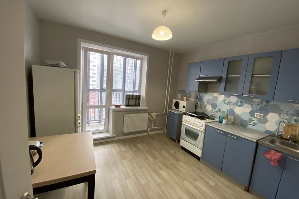 Продаётся 1-комнатная квартира, 35.7 м²