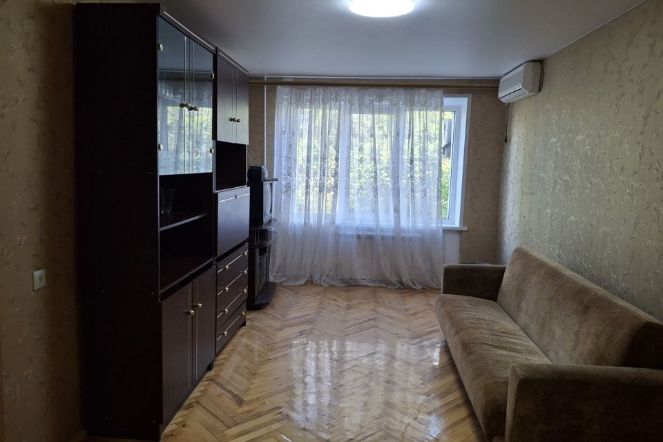 Продаётся 3-комнатная квартира, 63 м²