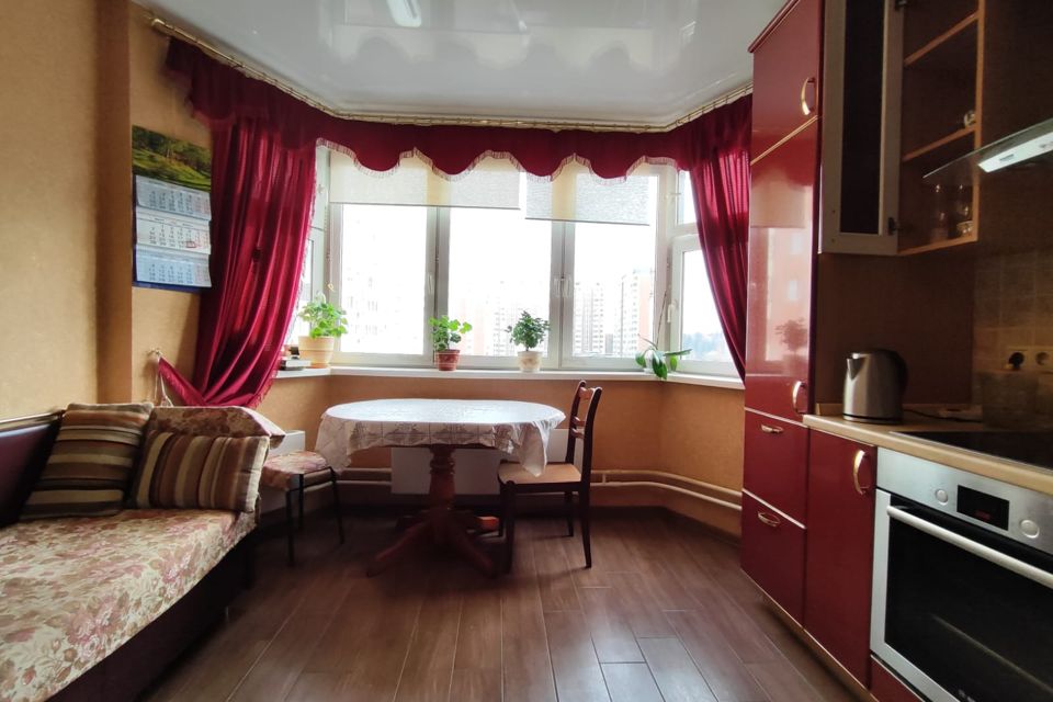 Продаётся 2-комнатная квартира, 60 м²