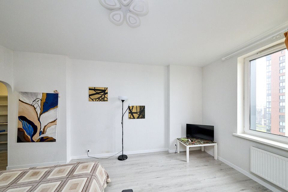 Продаётся 1-комнатная квартира, 42.7 м²