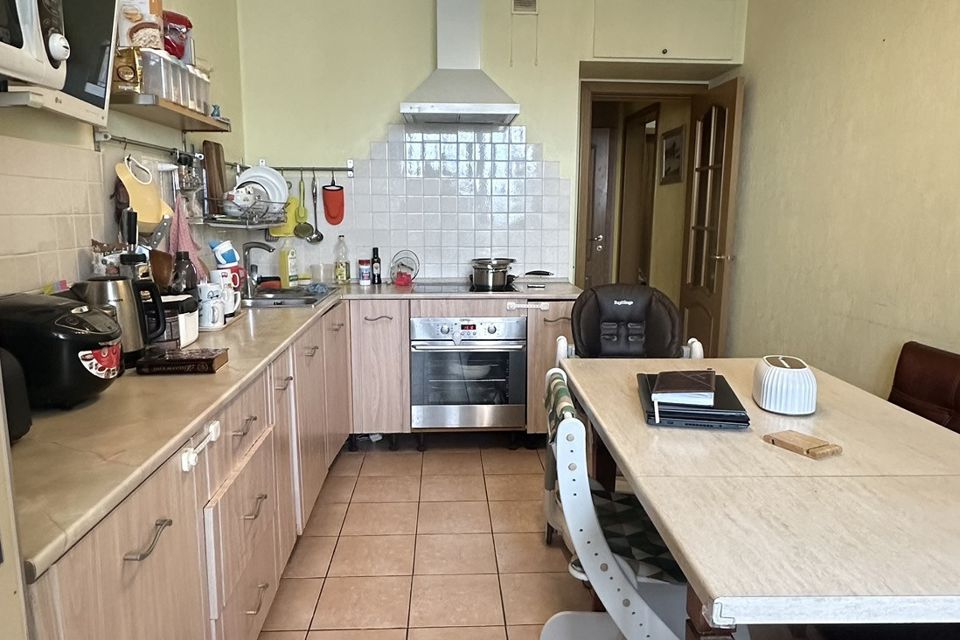Продаётся 2-комнатная квартира, 64.8 м²